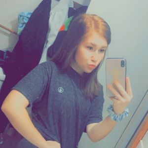 Meet your Posher, Candace